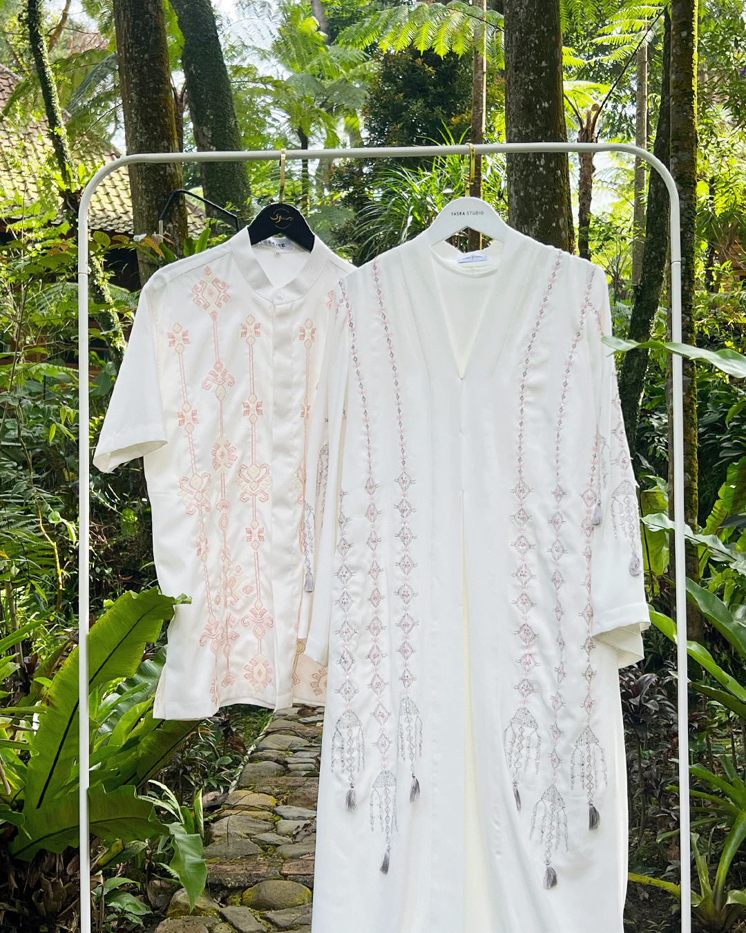 ATHIRA OUTER