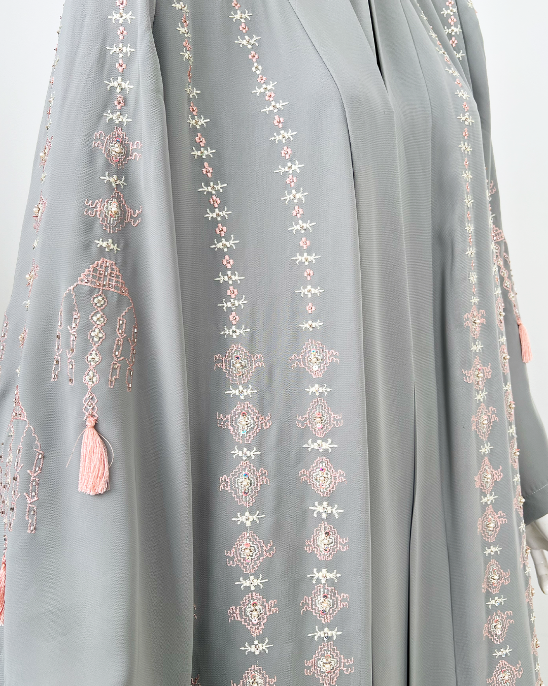 ATHIRA OUTER