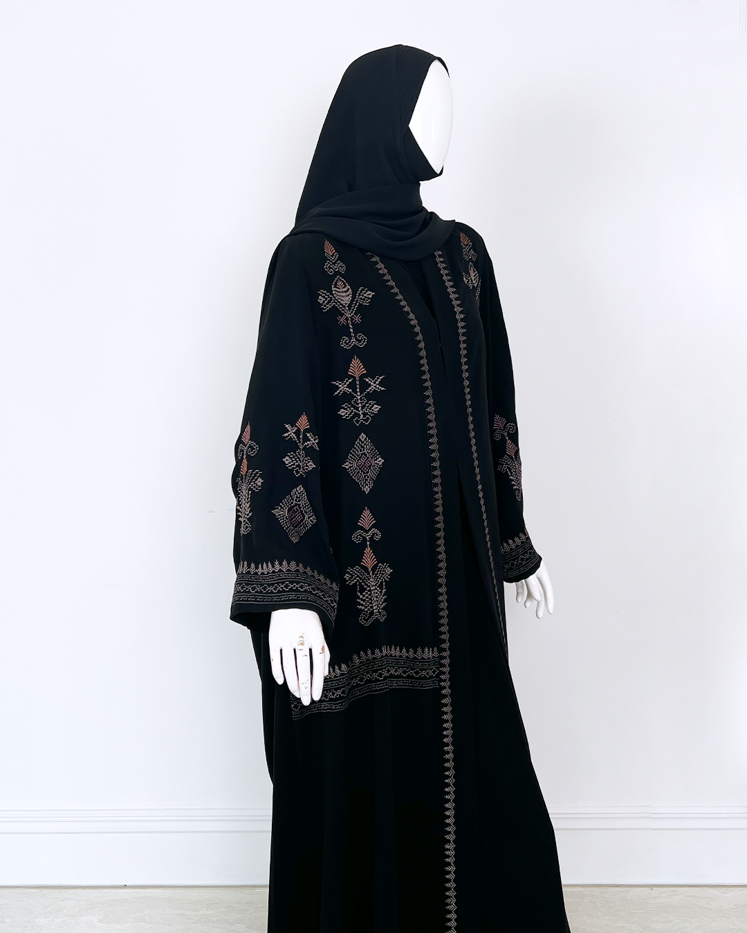 AZHAARIN OUTER