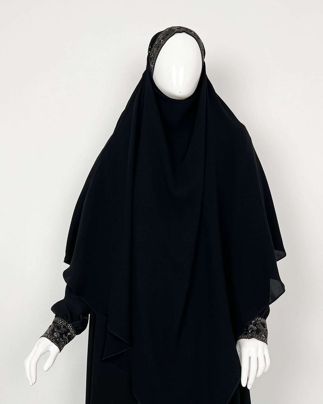SHAUQI OUTER