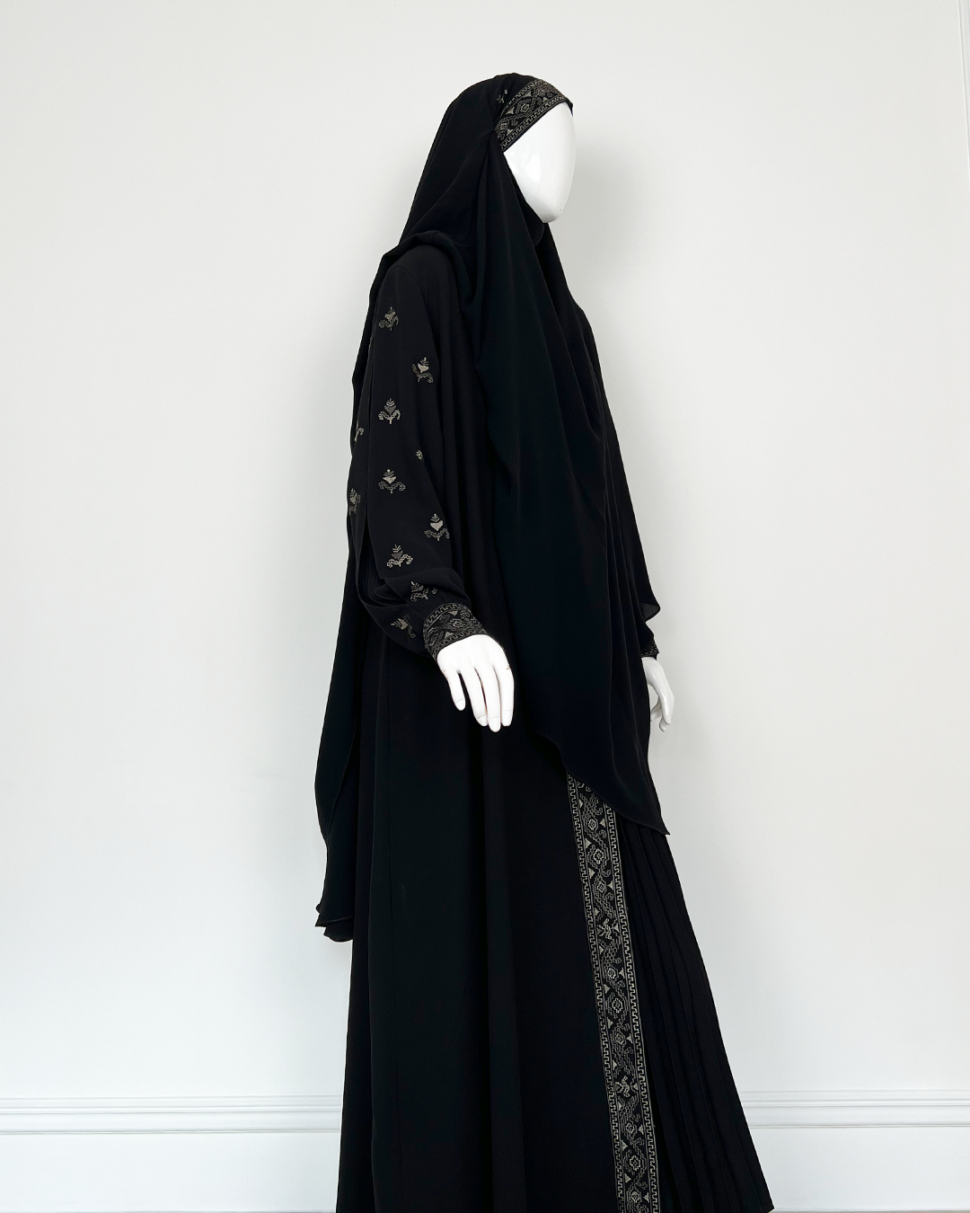 SHAUQI OUTER