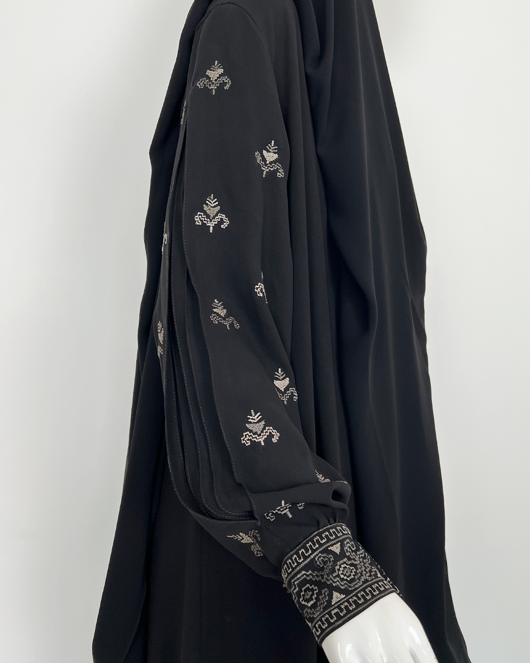 SHAUQI OUTER